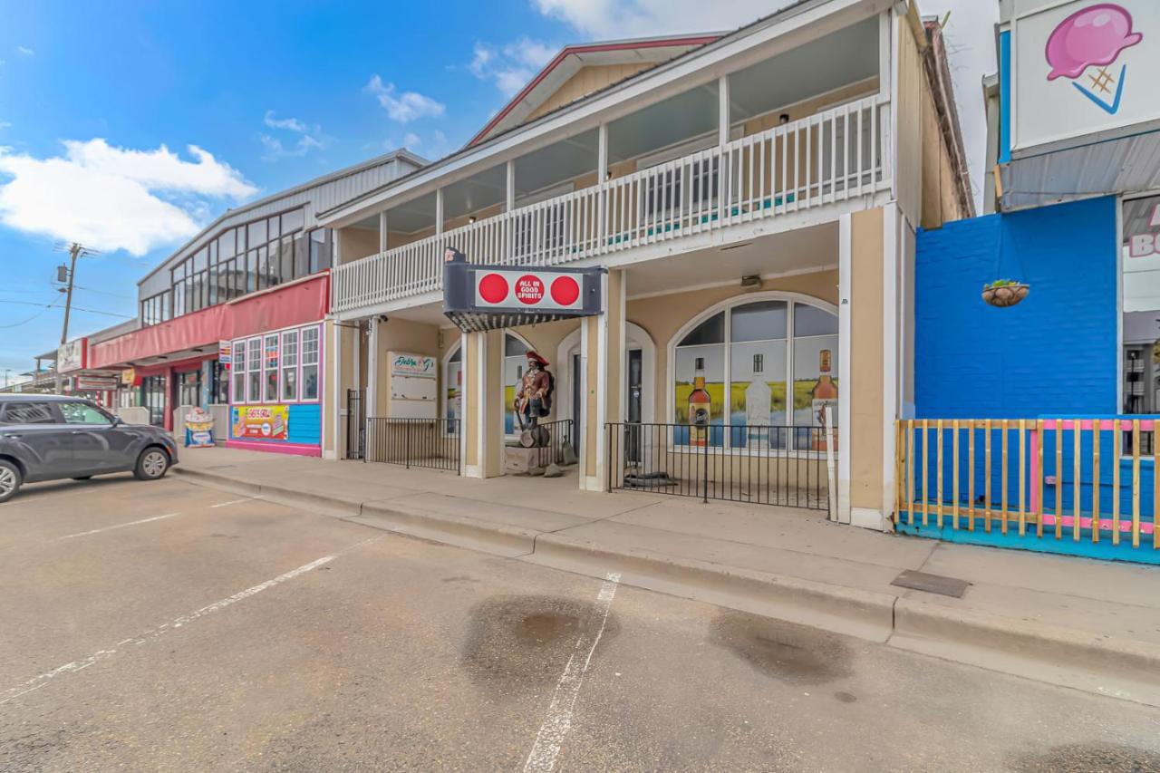 125 Atlantic Avenue Unit I - Pet Friendly! Walk To The Beach And Pier! 1Br -1Ba - Sleeps 2-4 Guests! Myrtle Beach Exterior photo